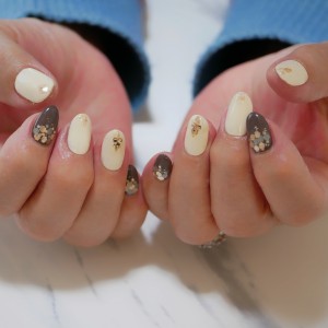 8B4CD42A-4566-48C7-B2E1-60A1E49760D9-44298-000012F422570E37